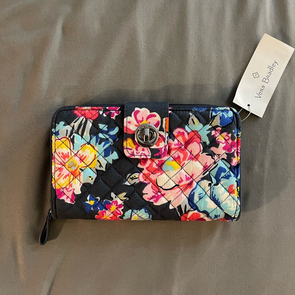 RFID turn lock wallet-Pretty Posies